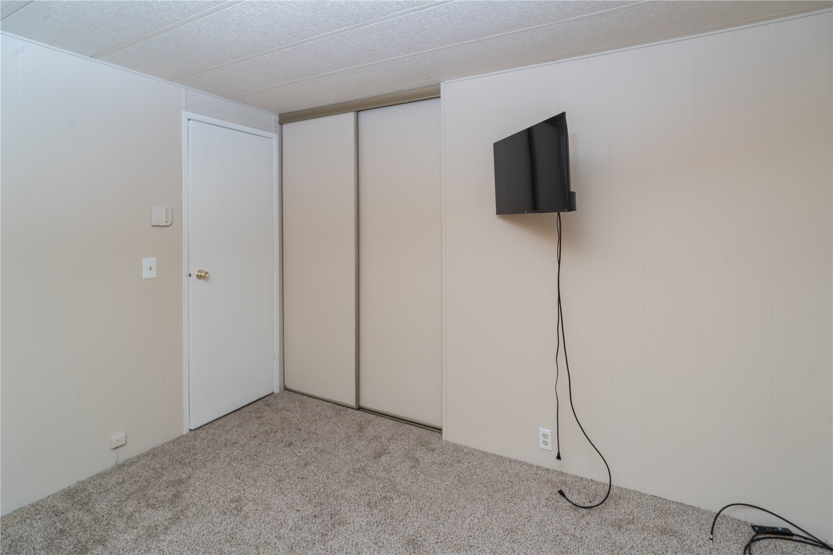 1111 Archwood Drive 405 Property Photo 17