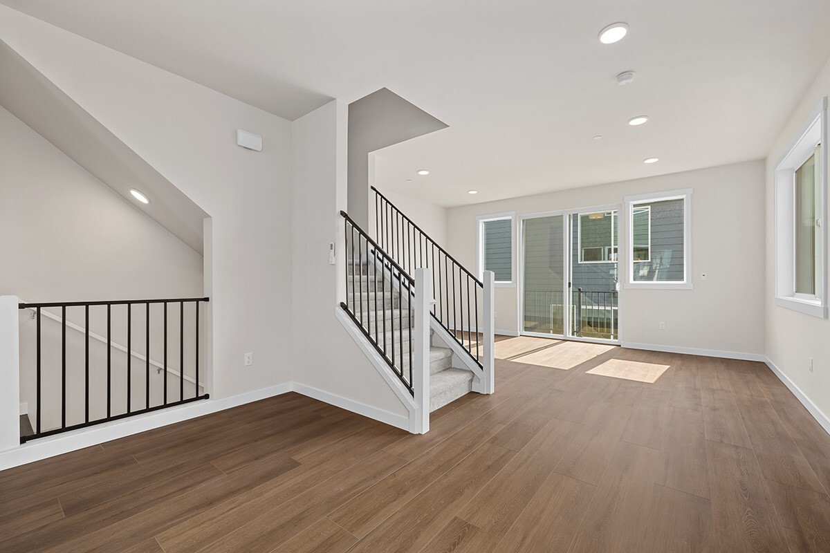 16823 Alder Way M1 Property Photo 13