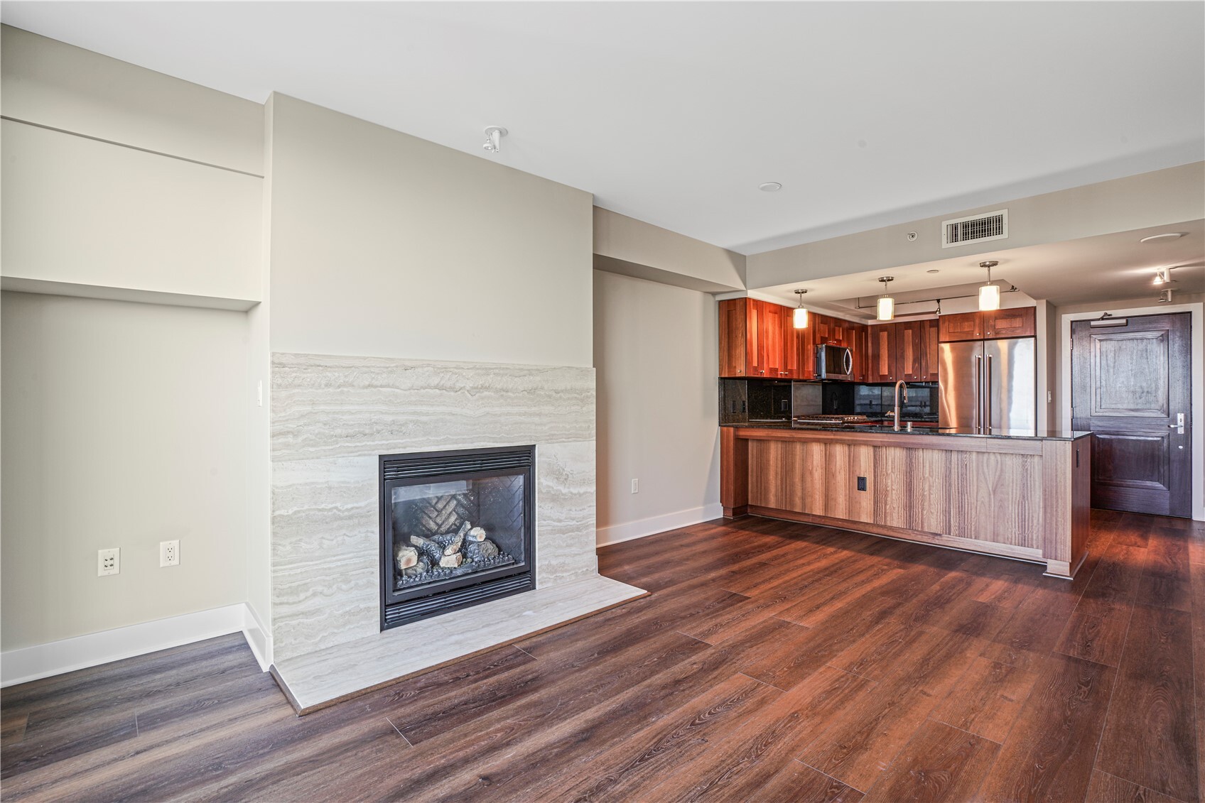 650 Bellevue Way 2907 Property Photo 15