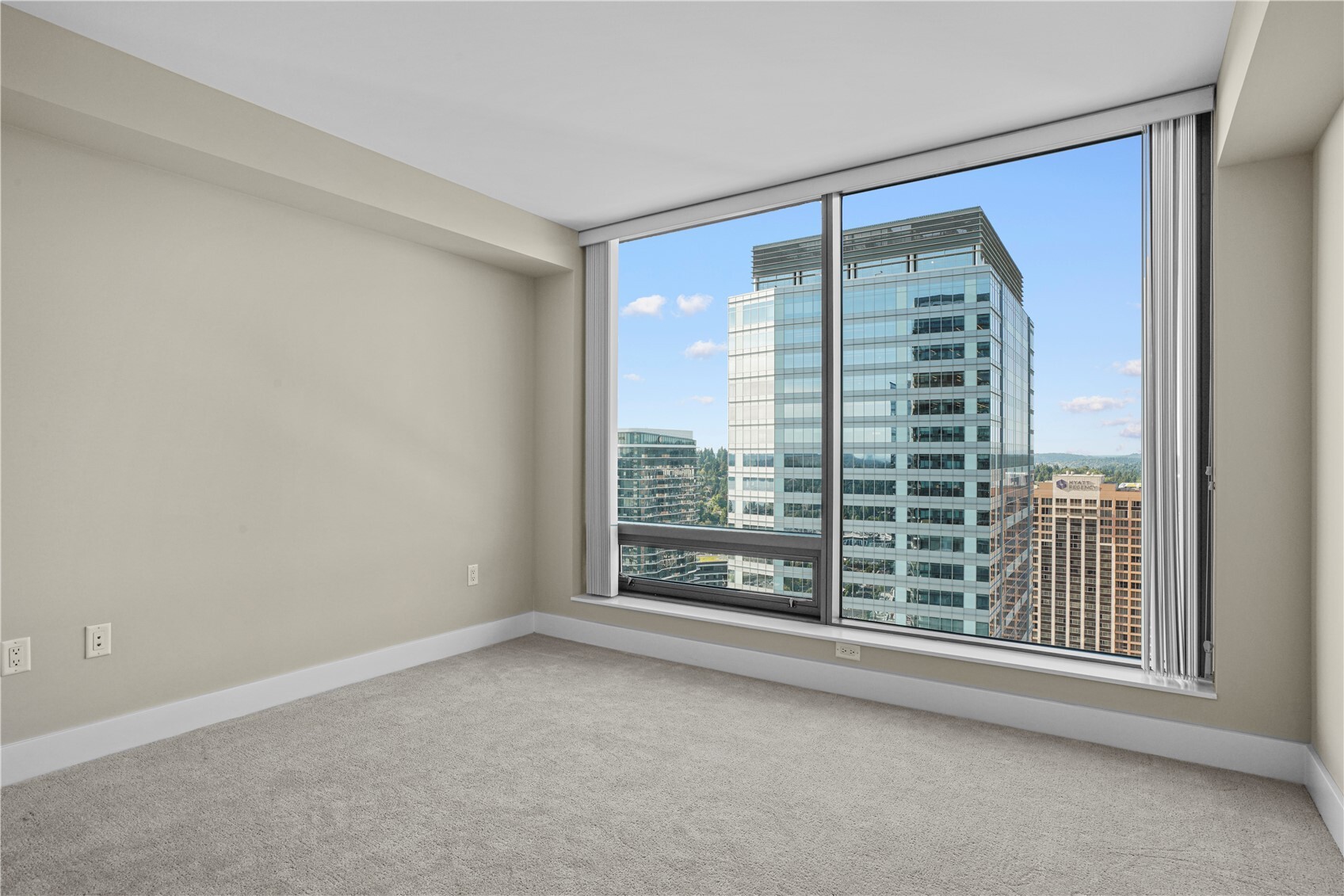650 Bellevue Way 2907 Property Photo 17