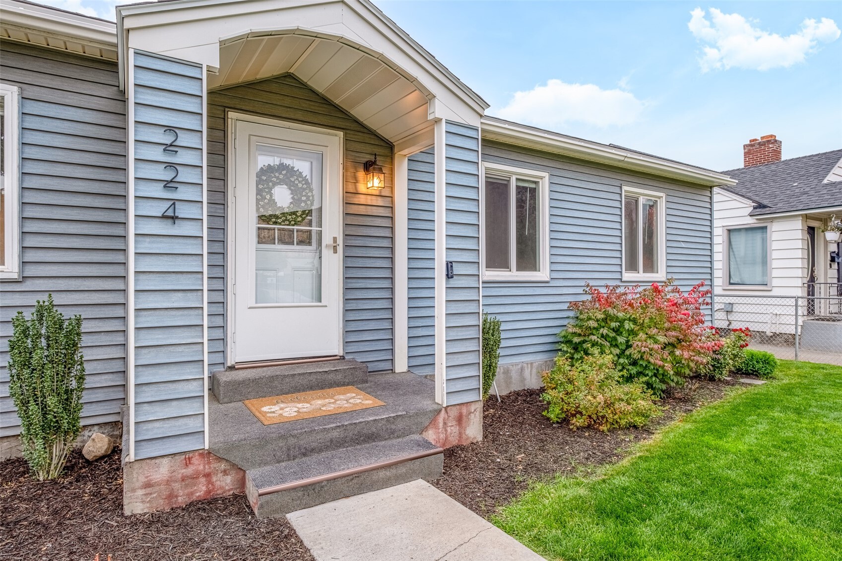 224 E Street Property Photo 4