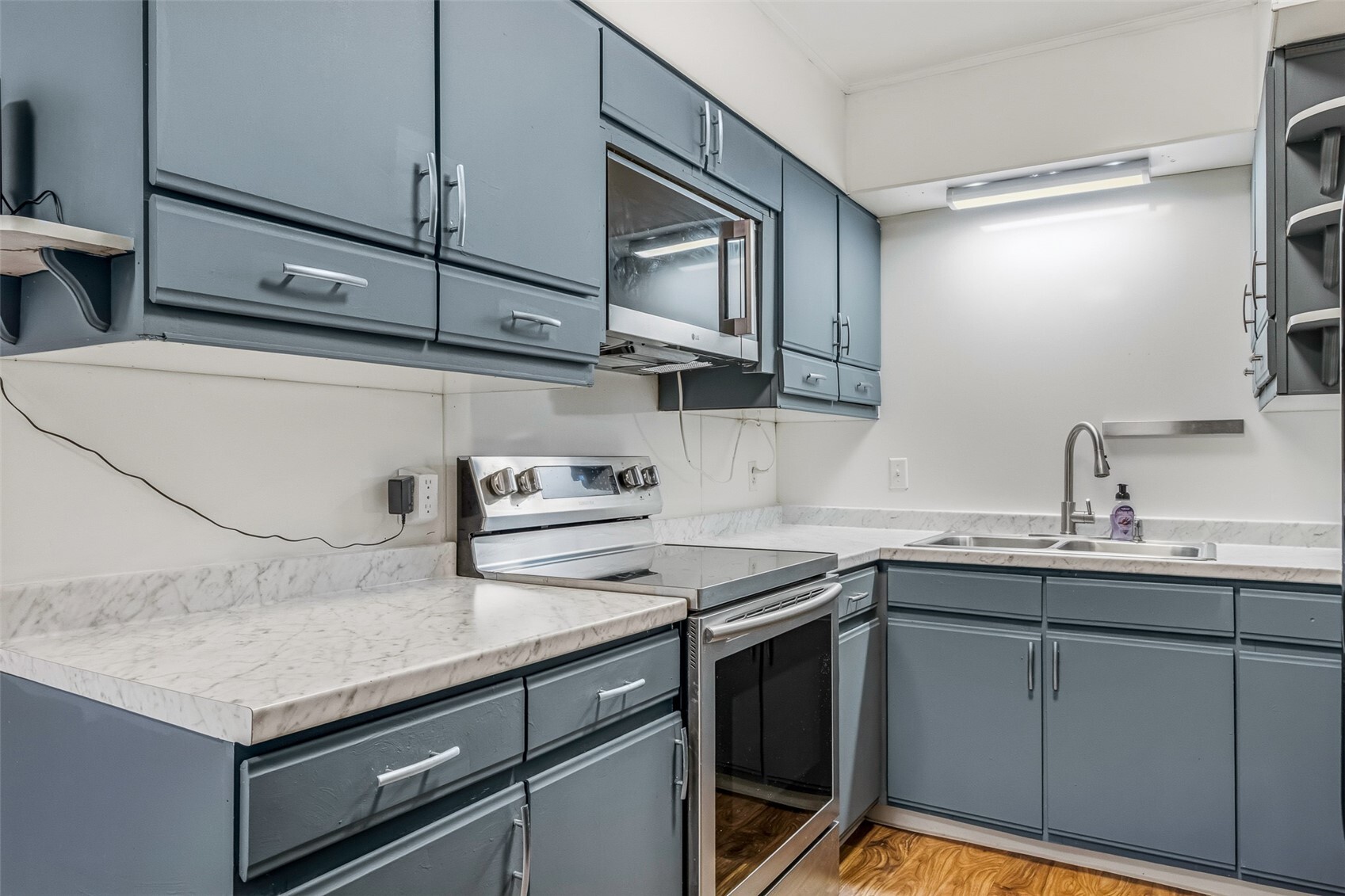 224 E Street Property Photo 18