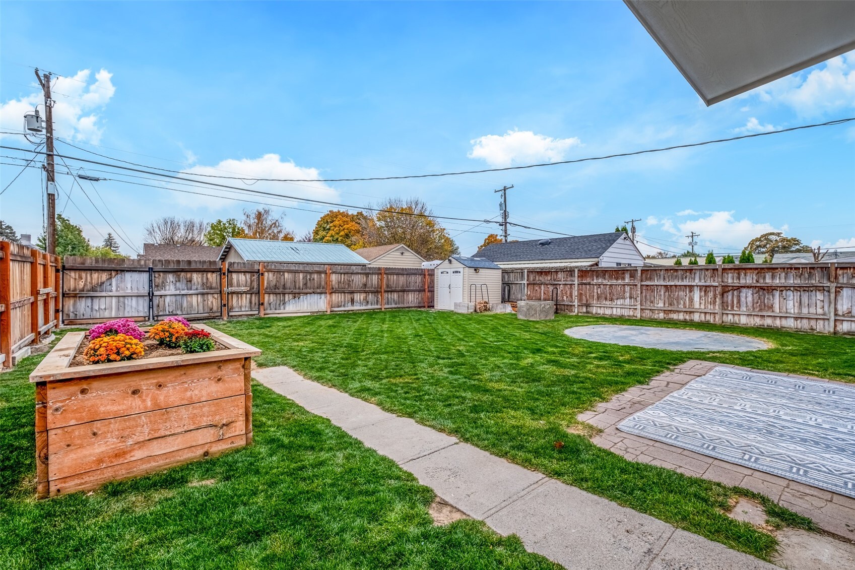 224 E Street Property Photo 33