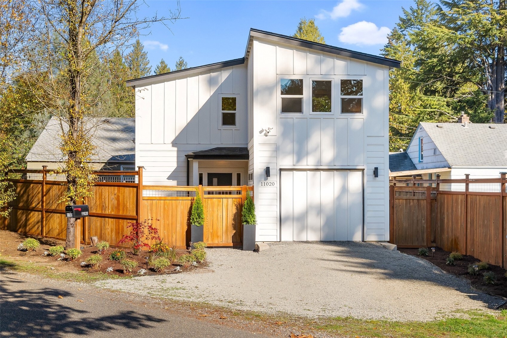 11020 17th Avenue Property Photo 2