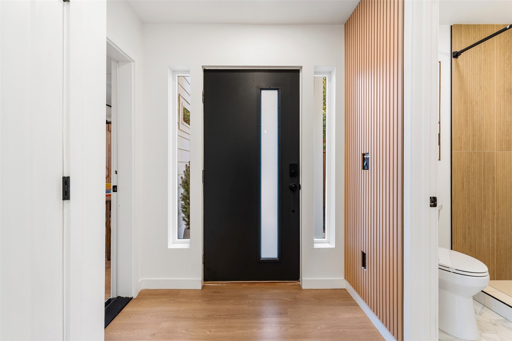 11020 17th Avenue Property Photo 4