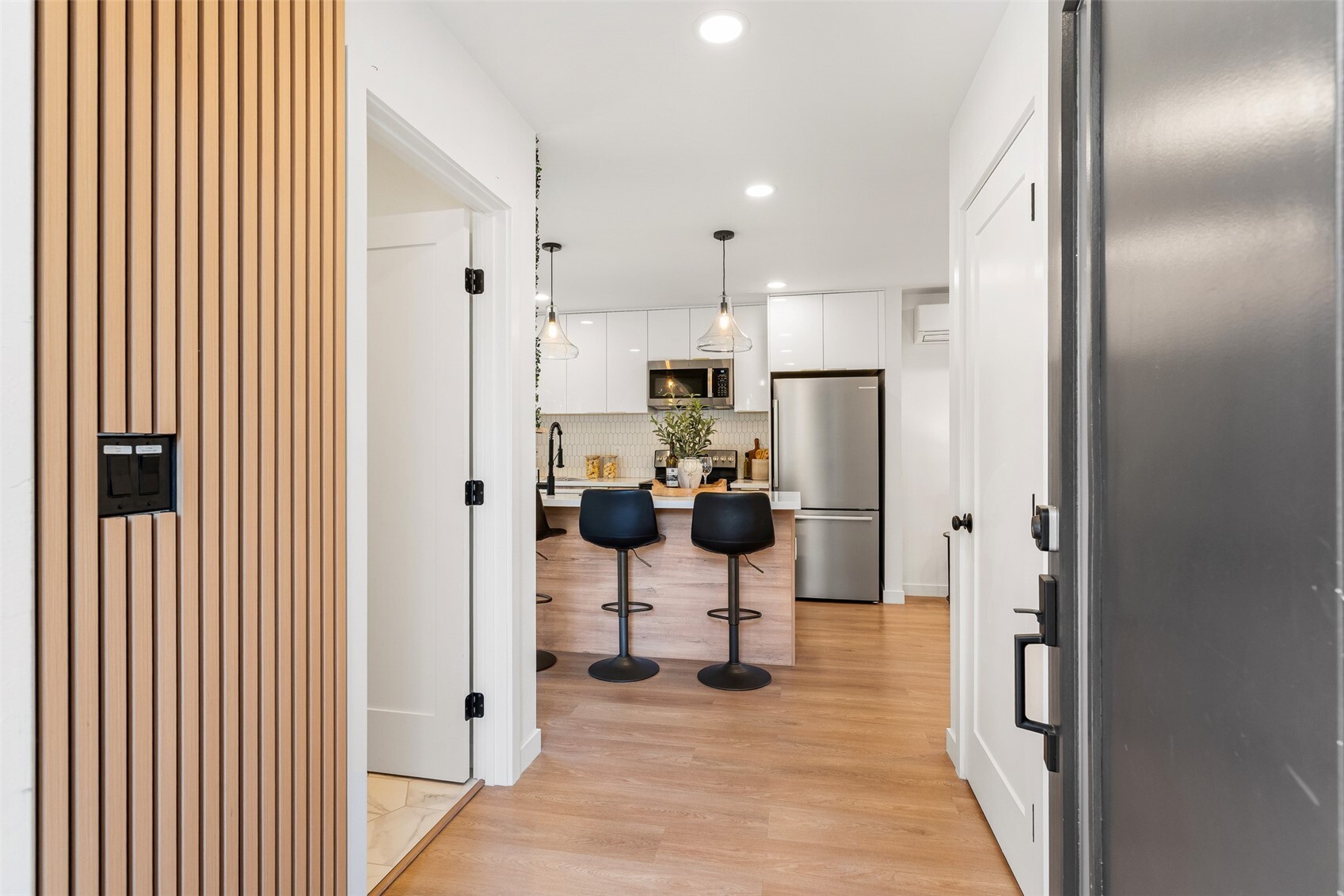 11020 17th Avenue Property Photo 10