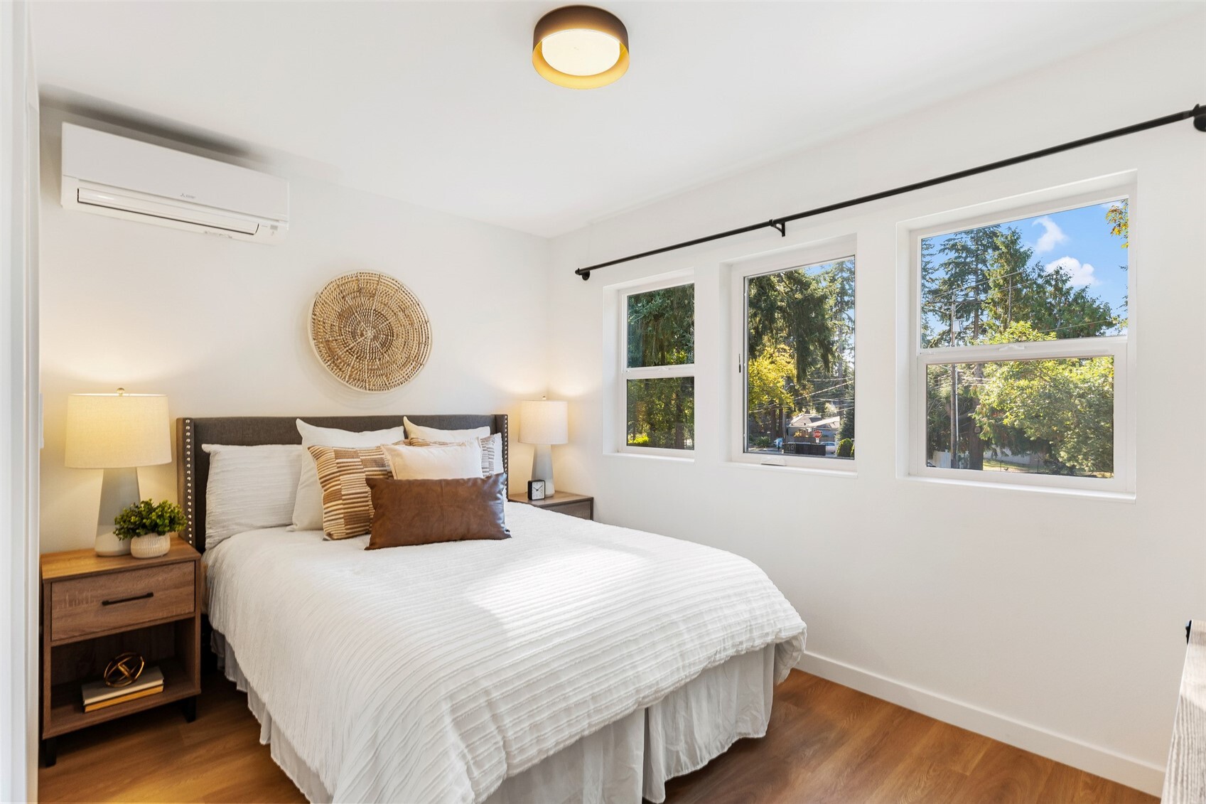 11020 17th Avenue Property Photo 12