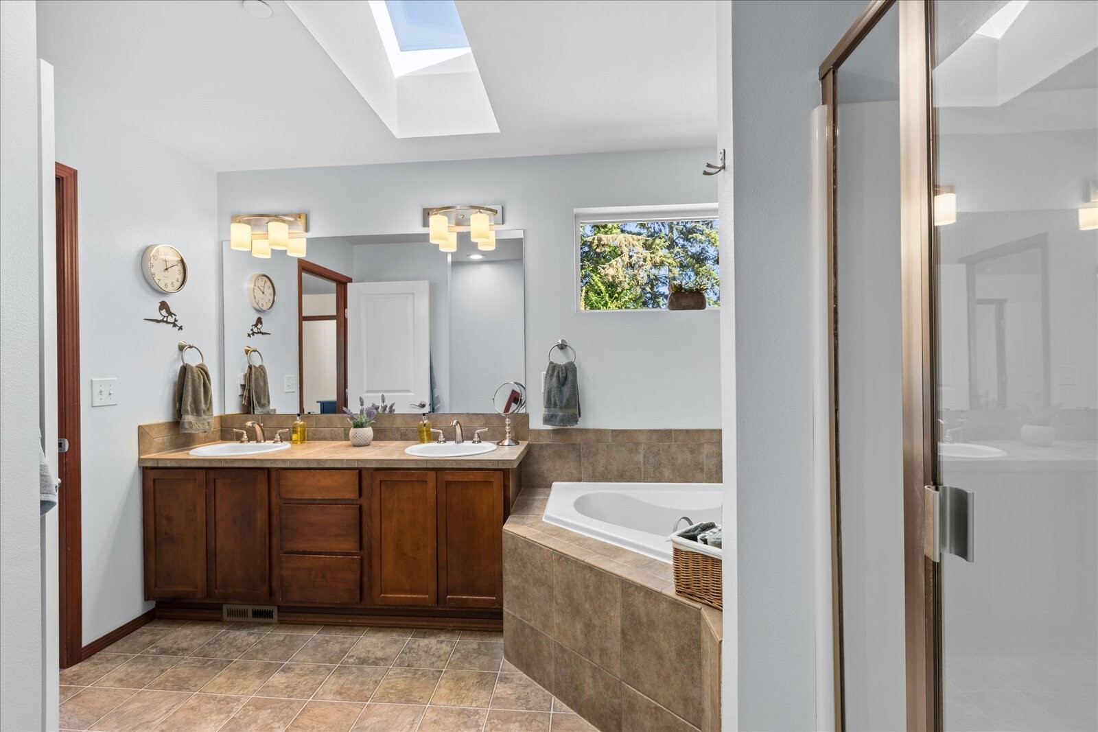 12505 28th Avenue Property Photo 18
