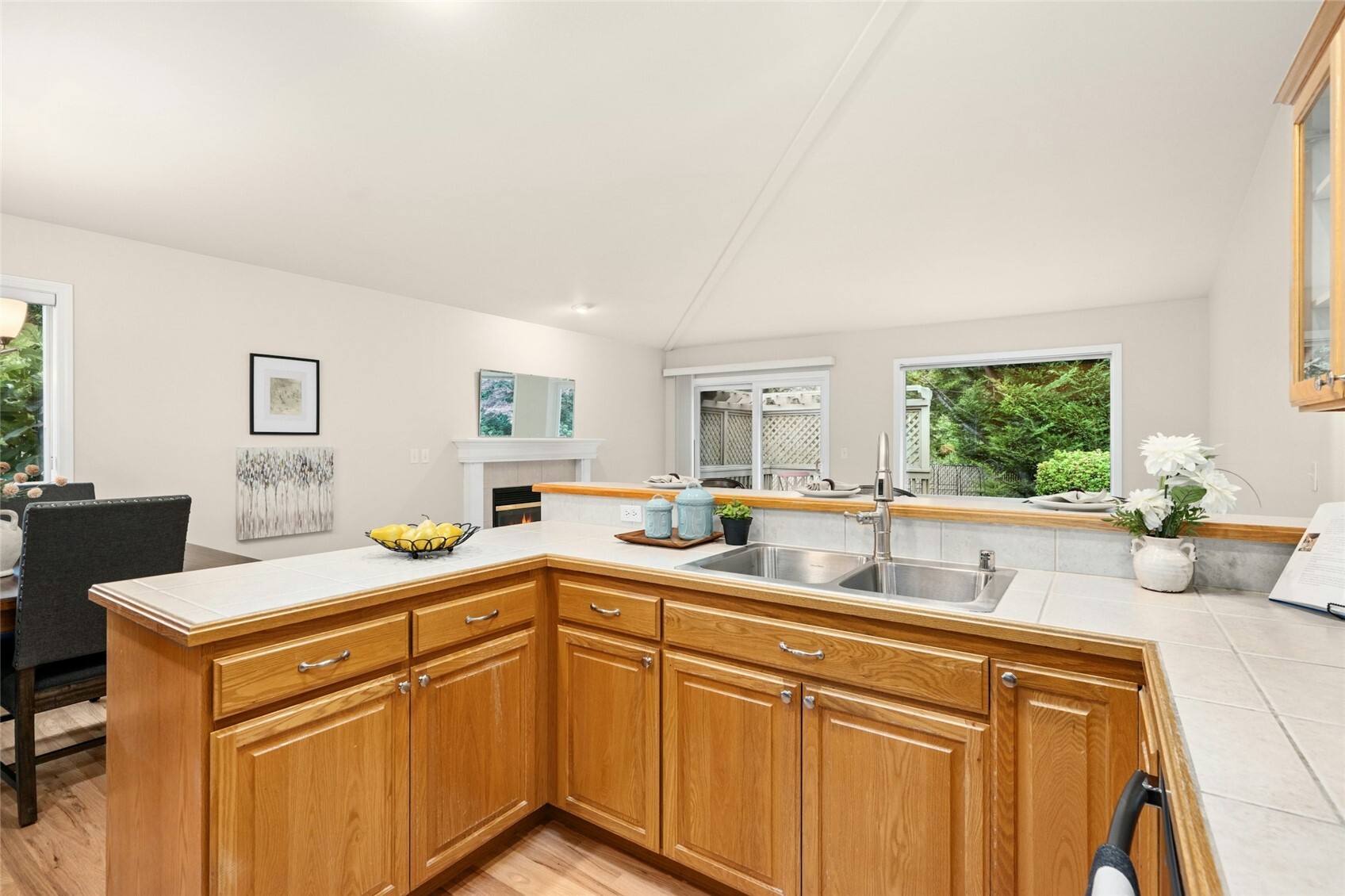 19410 2nd Drive B Property Photo 14