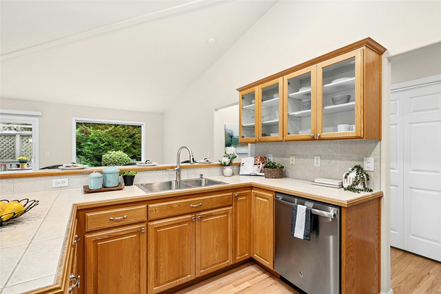 19410 2nd Drive B Property Photo 15