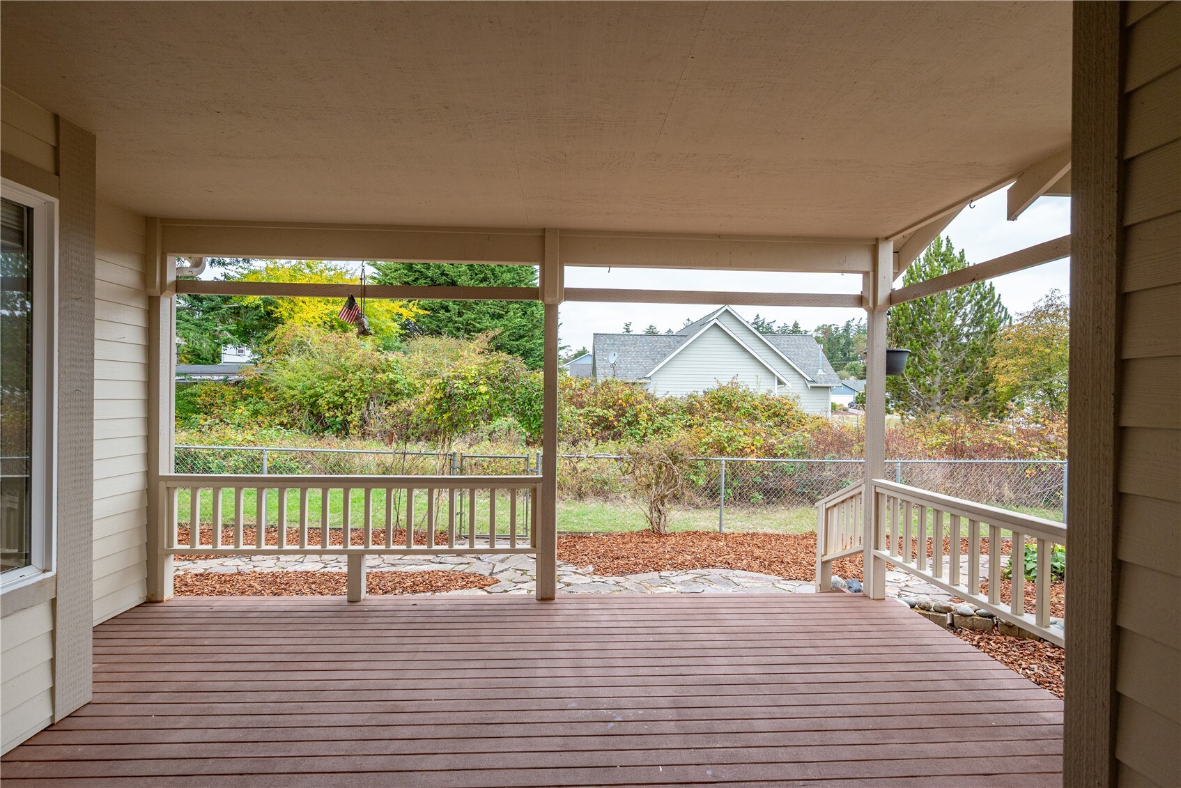 304 Nw Capstan Court Property Photo 13
