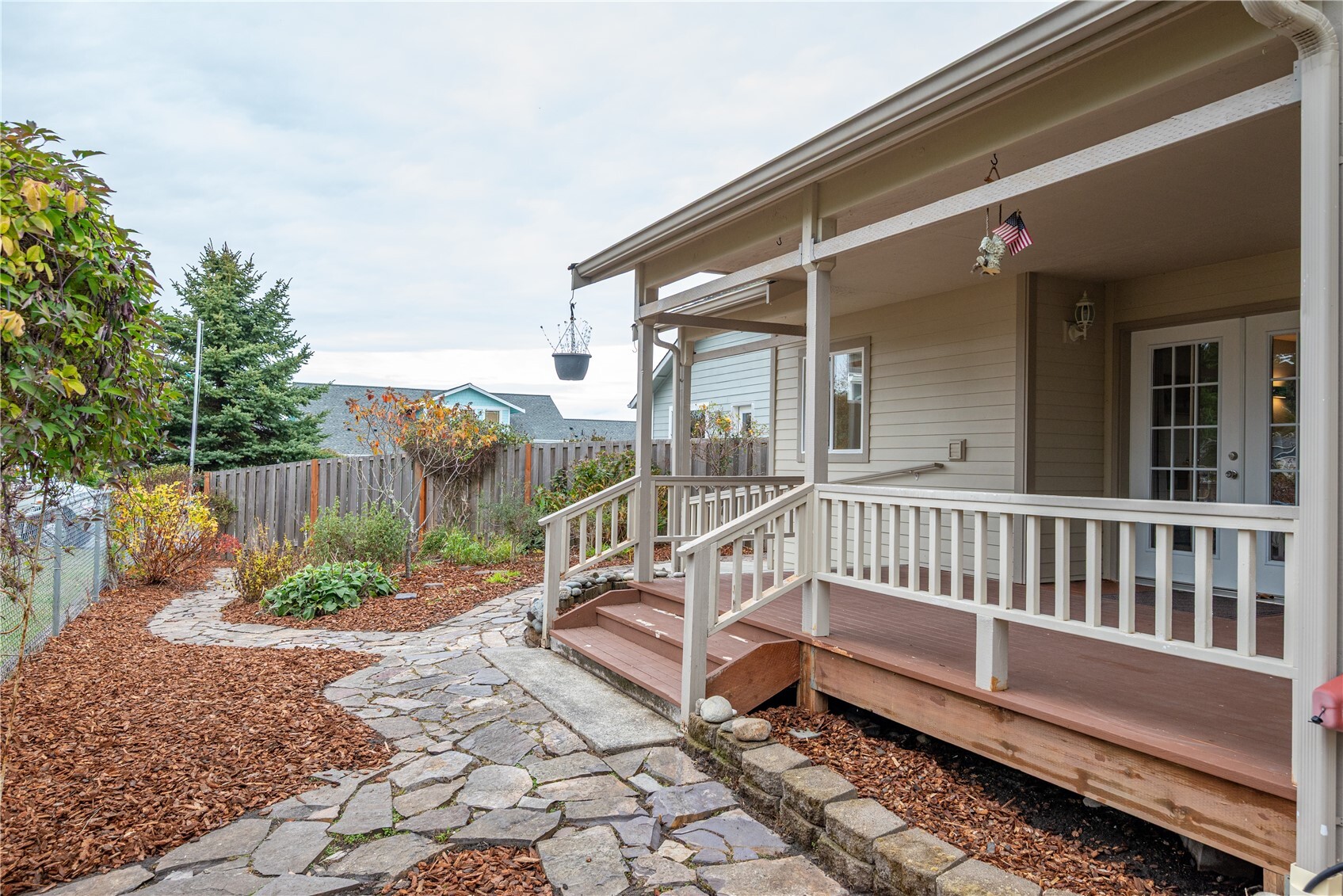 304 Nw Capstan Court Property Photo 27