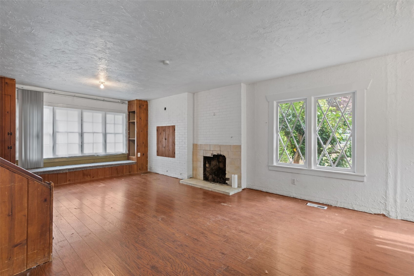 14629 24th Avenue Property Photo 2