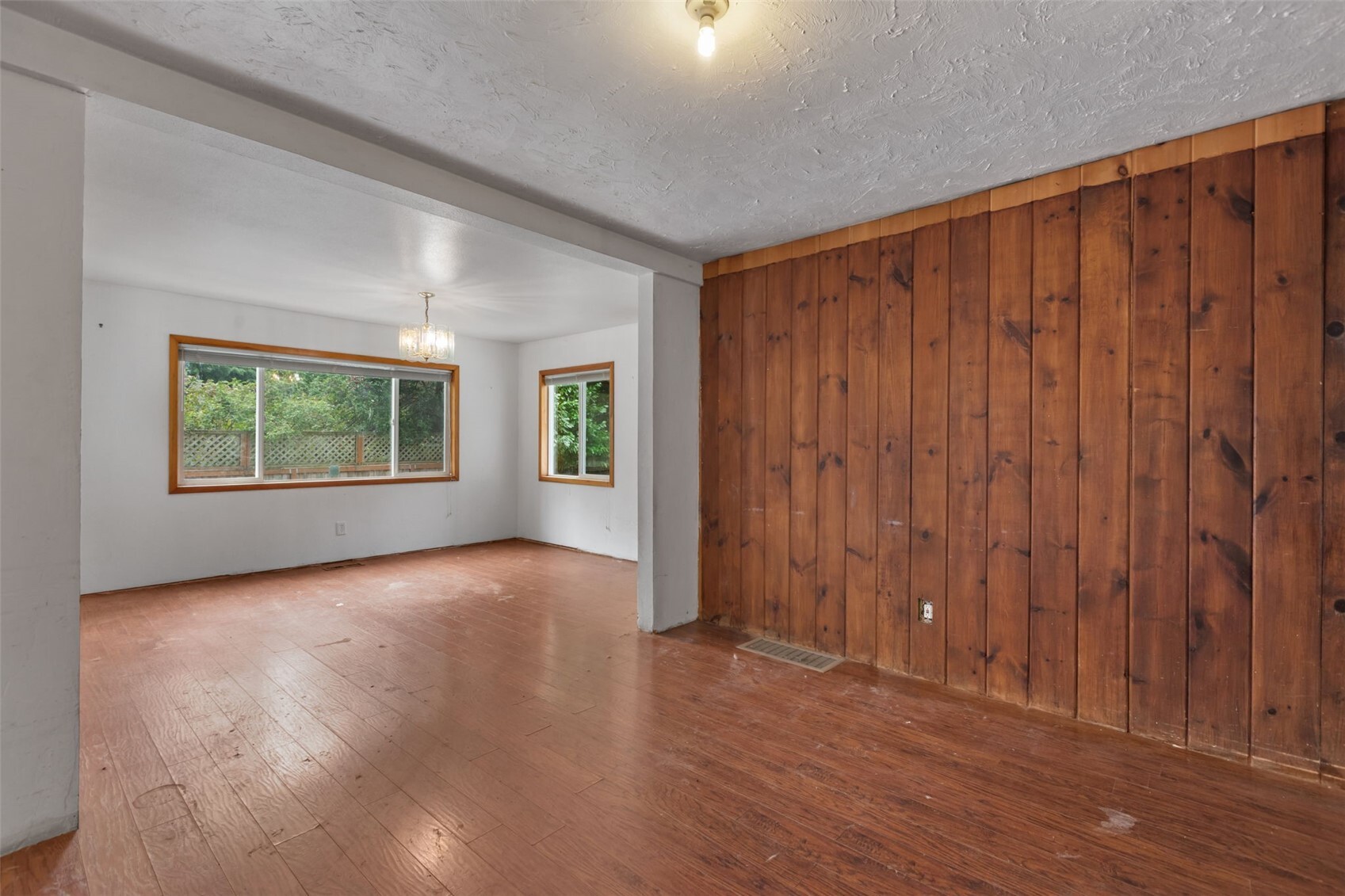 14629 24th Avenue Property Photo 6