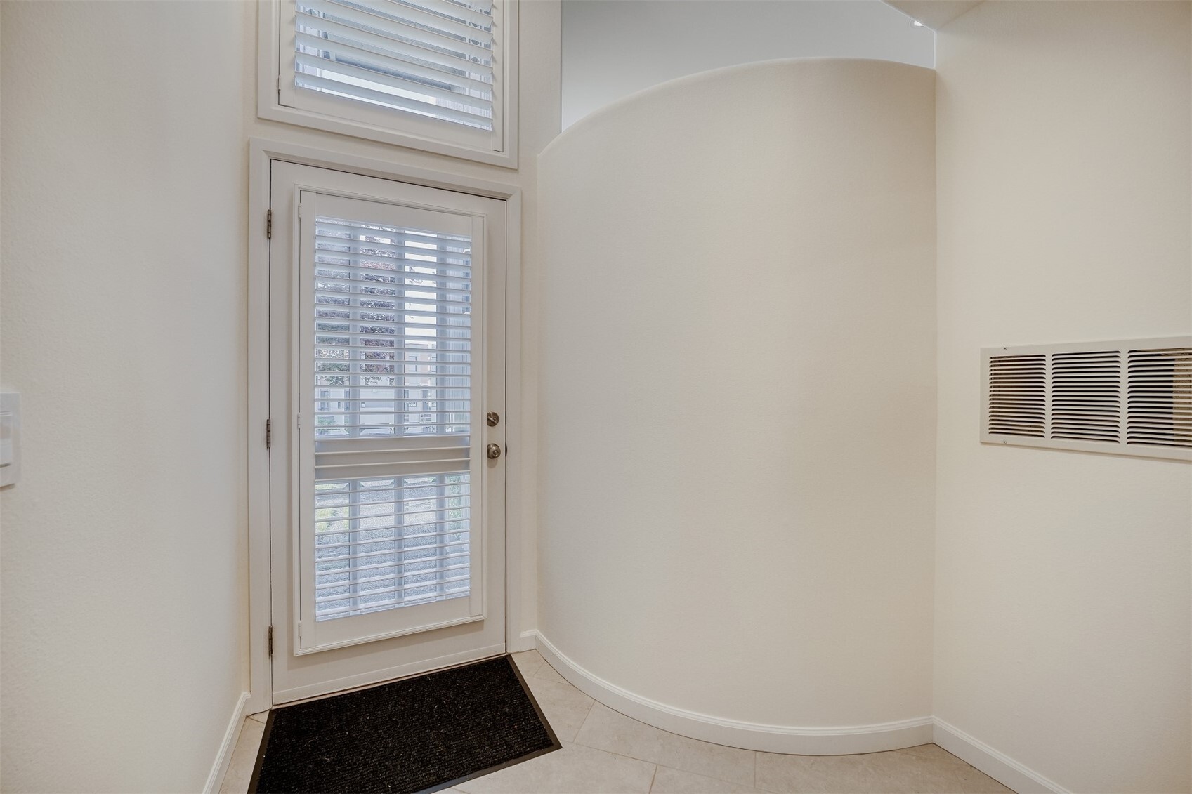 10108 Ne 63rd Street Property Photo 24
