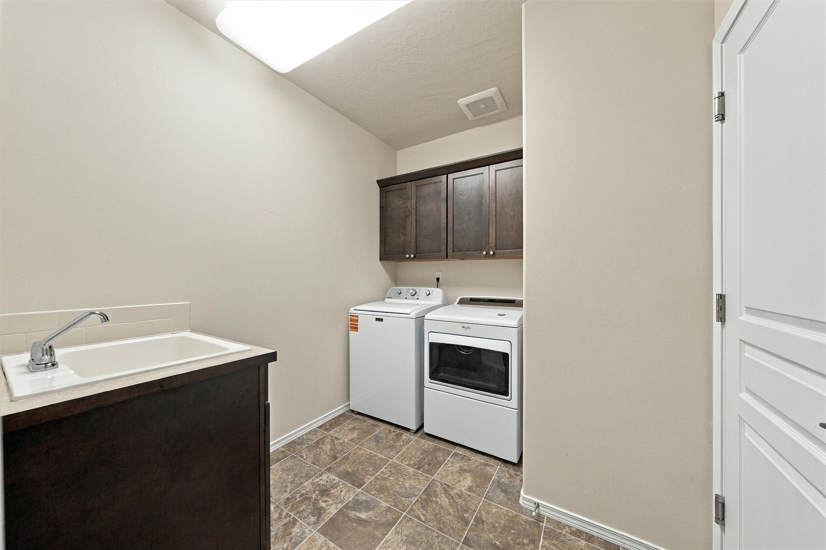 8004 Cassiar Drive Property Photo 10