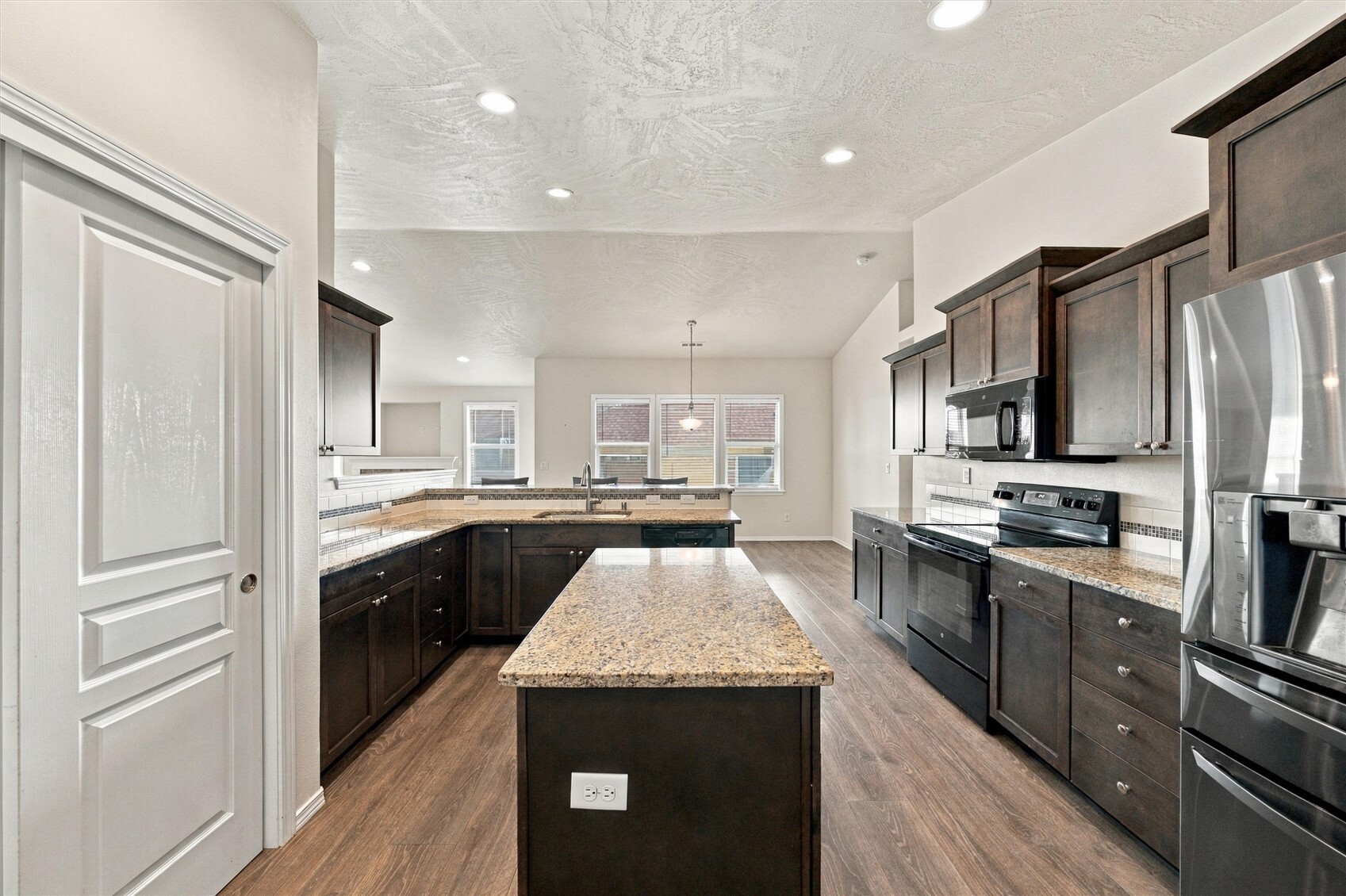 8004 Cassiar Drive Property Photo 17