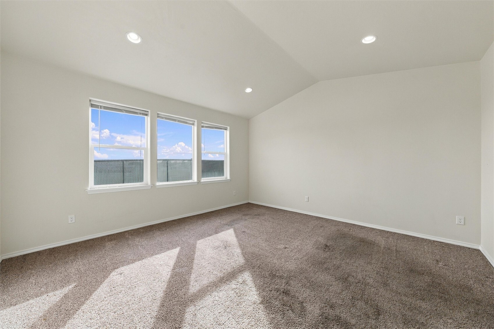 8004 Cassiar Drive Property Photo 18