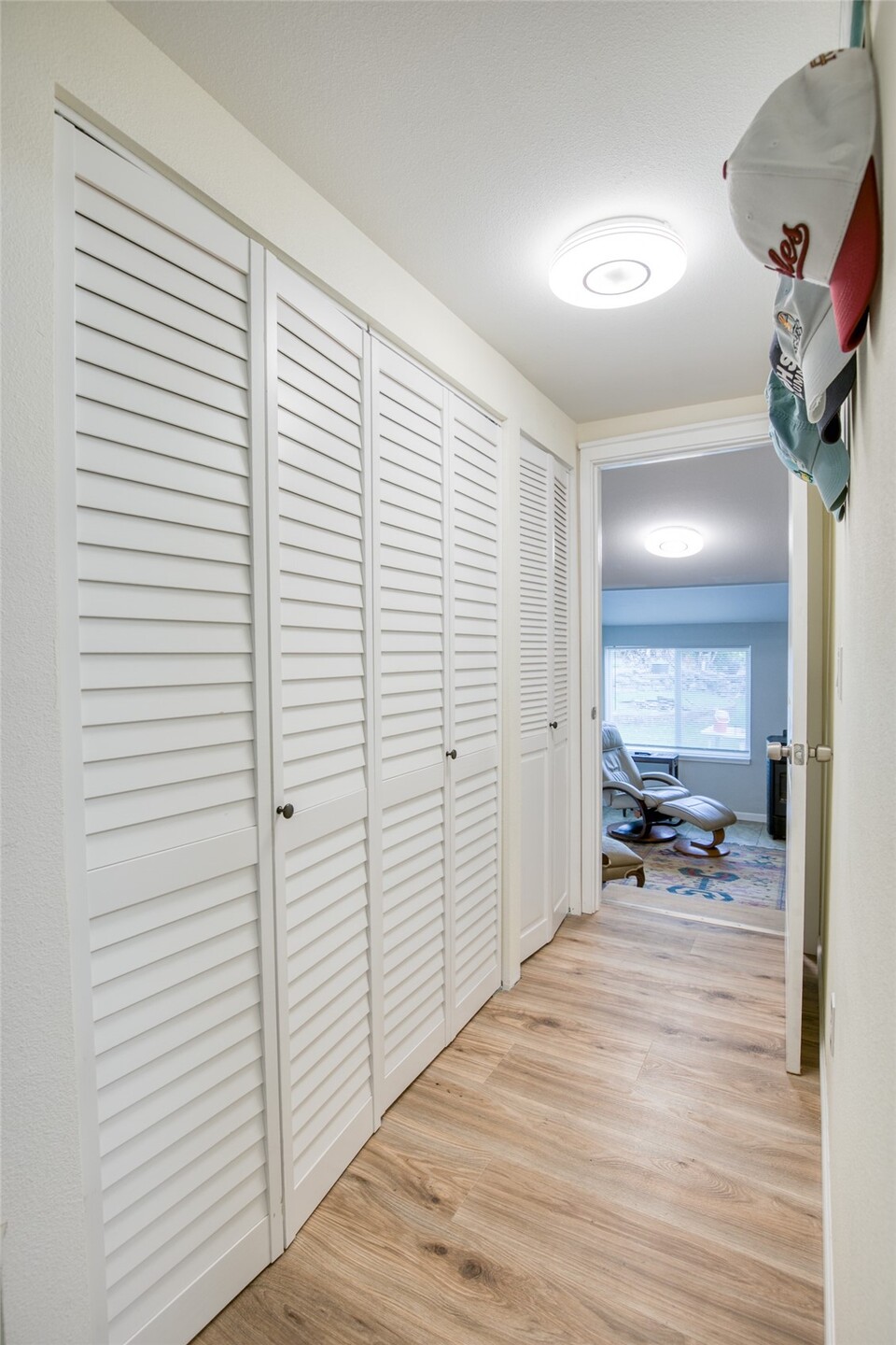 618 Randall Property Photo 19