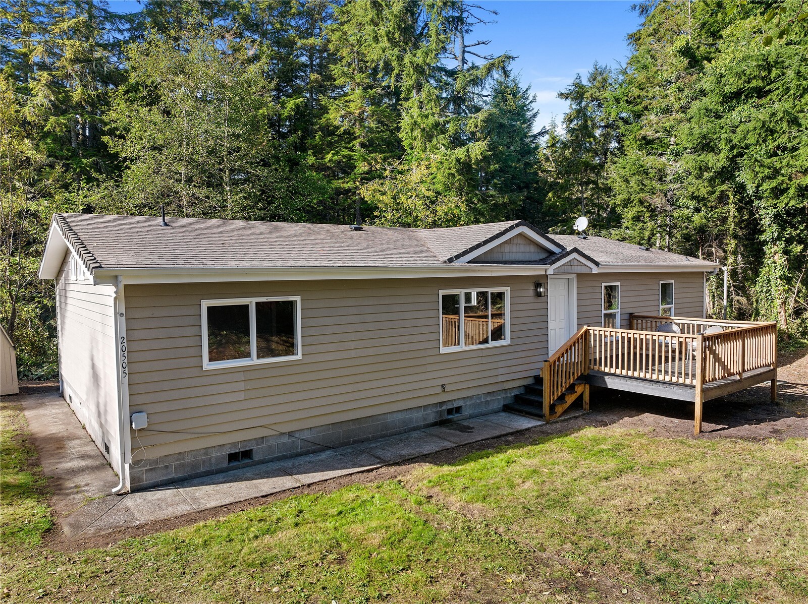 20505 Birch Place Property Photo 1
