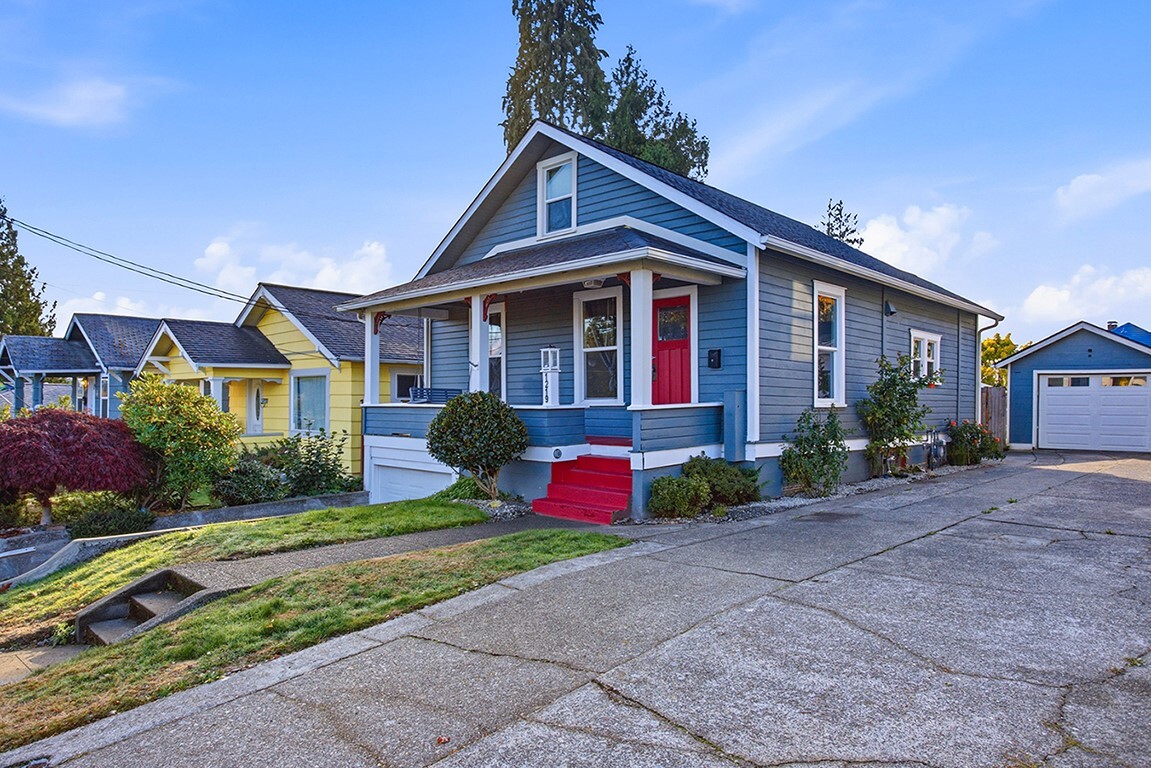 1219 9th Street Property Photo 1