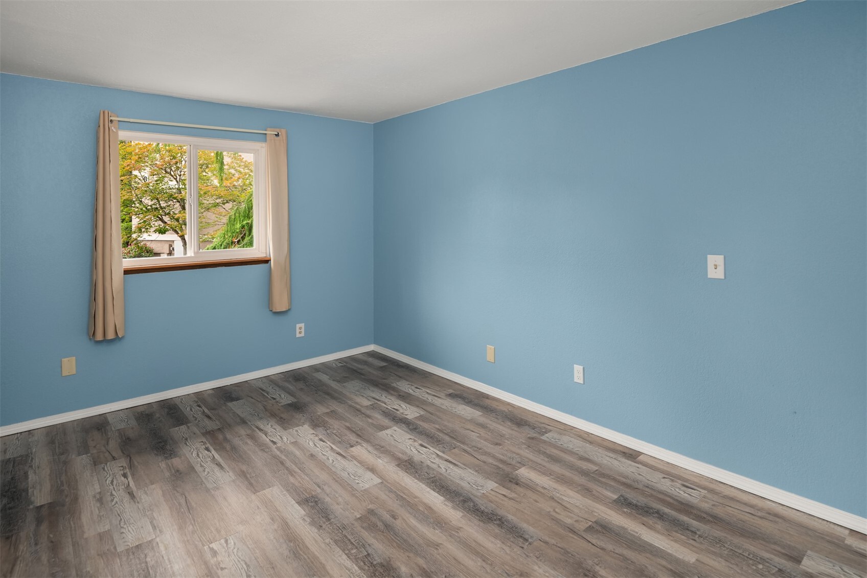323 75th Street C66 Property Photo 17