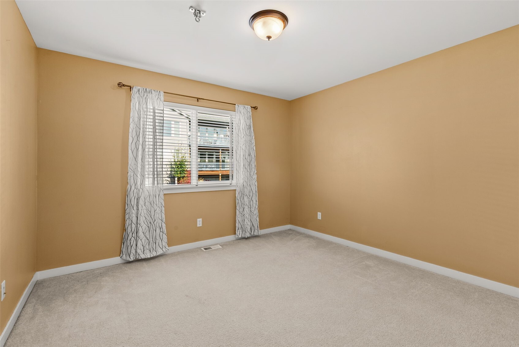 1699 Vista Loop Property Photo 23