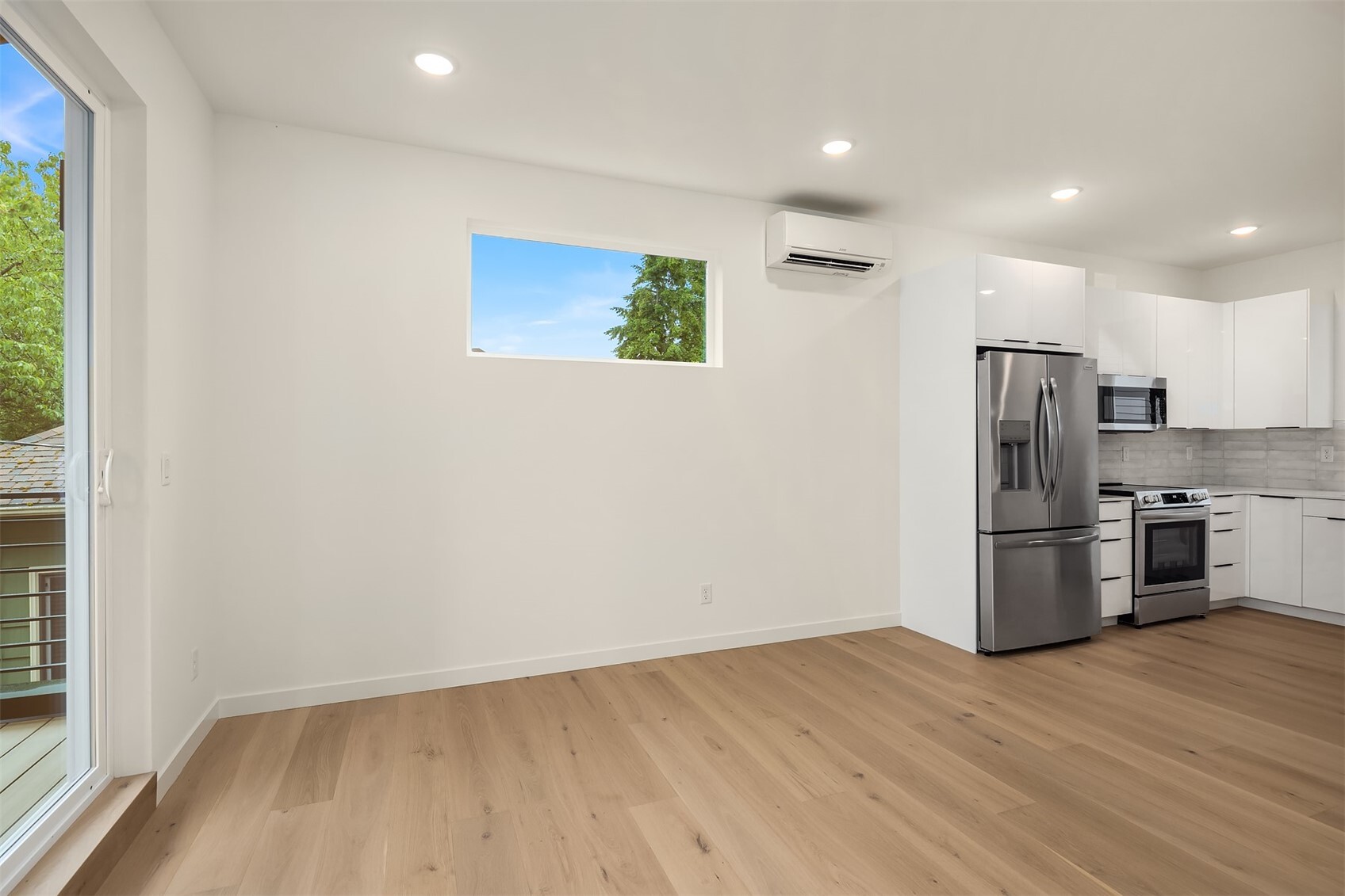 7334 25th Avenue Property Photo 10