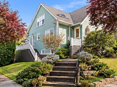 2356 Federal Avenue Property Photo 1