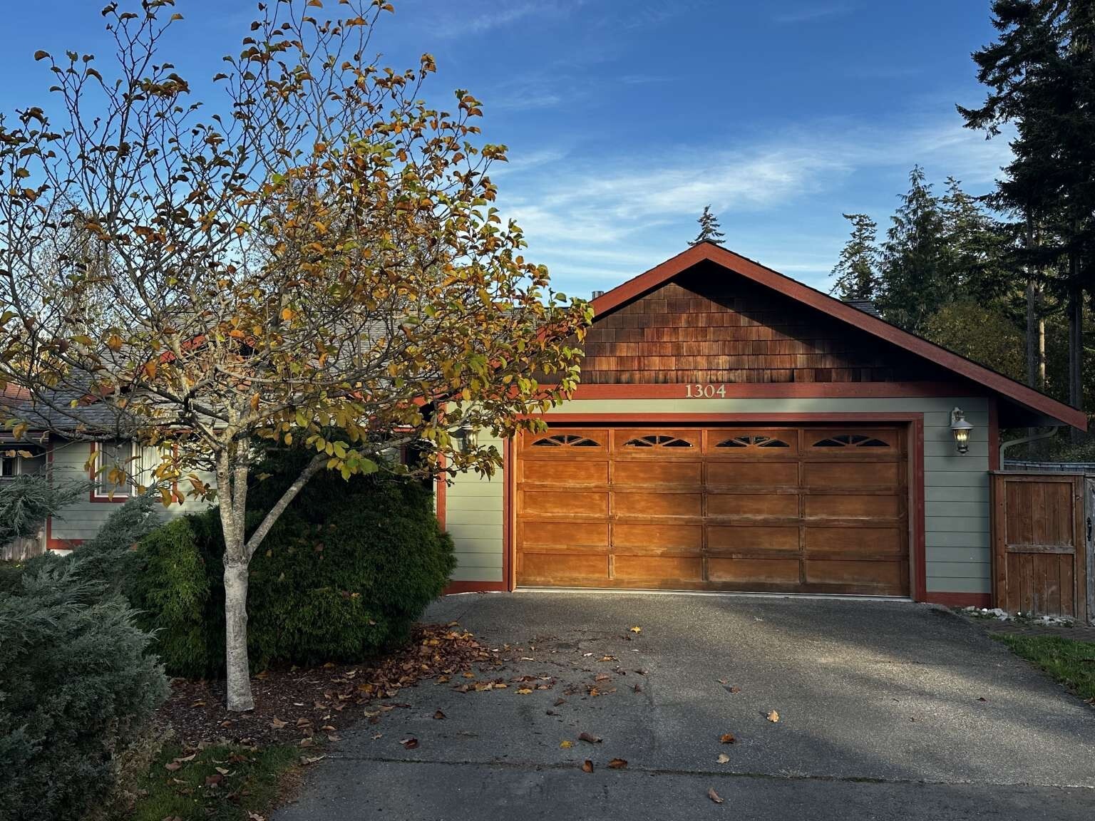 1304 Rosecrans Street Property Photo 1