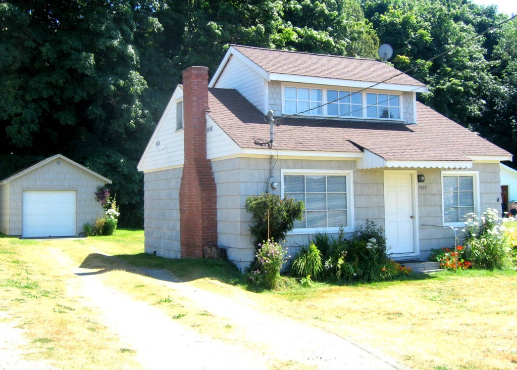 7455 Maxwelton Road Property Photo 1
