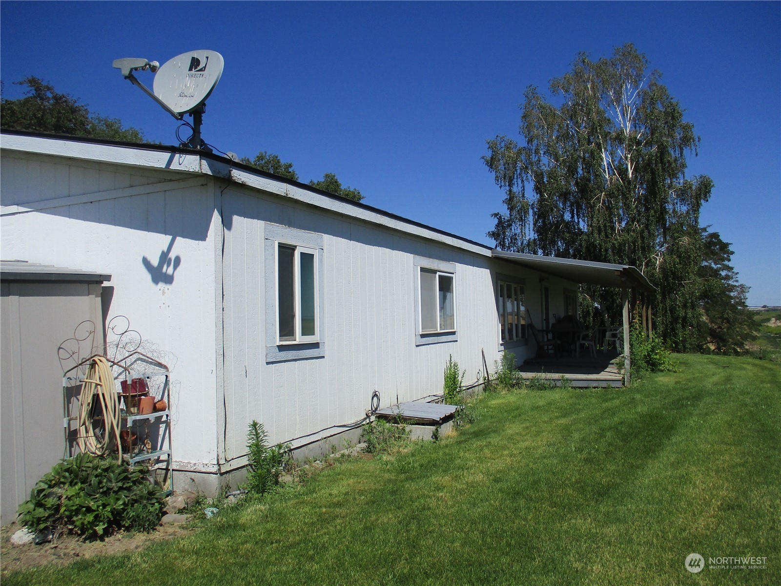 1354 N Newport Drive Property Photo 3