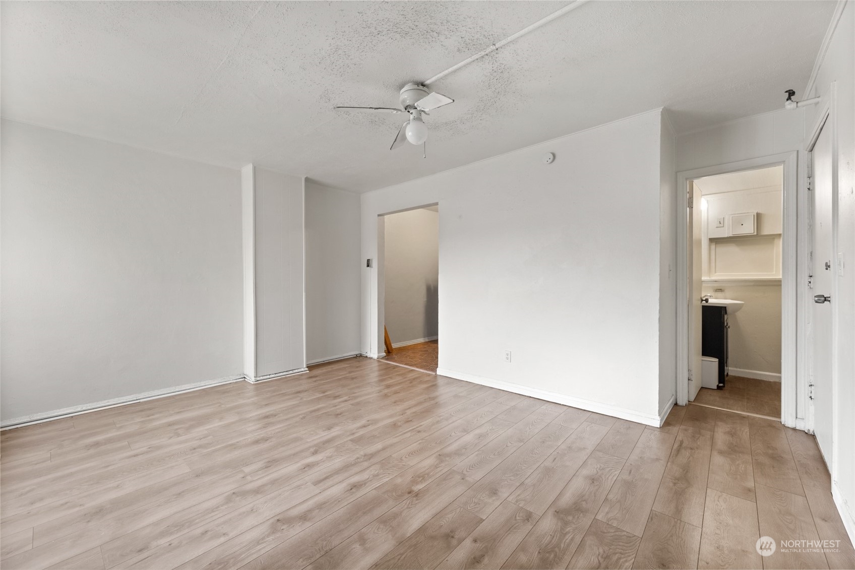 9632 Aurora Ave Property Photo 19