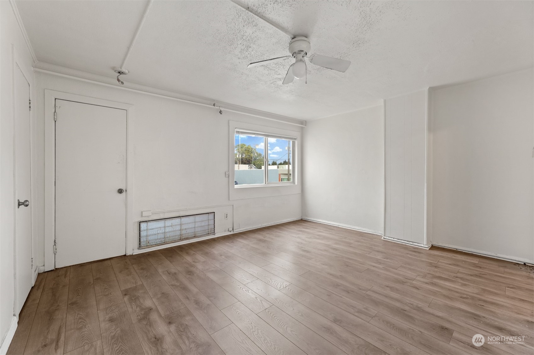 9632 Aurora Ave Property Photo 20