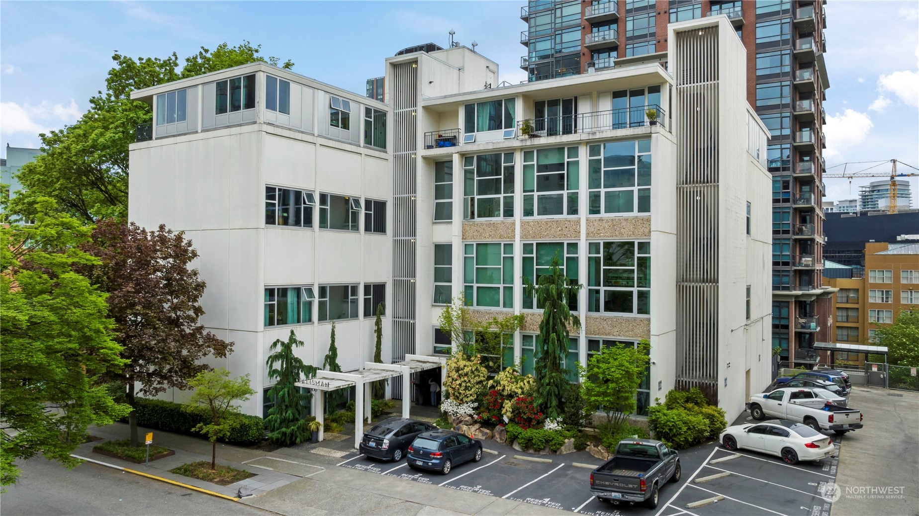1000 Union Street 410 Property Photo 1