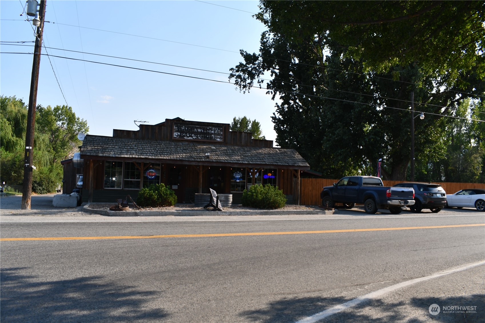 1454 Old Highway 97 Property Photo 3