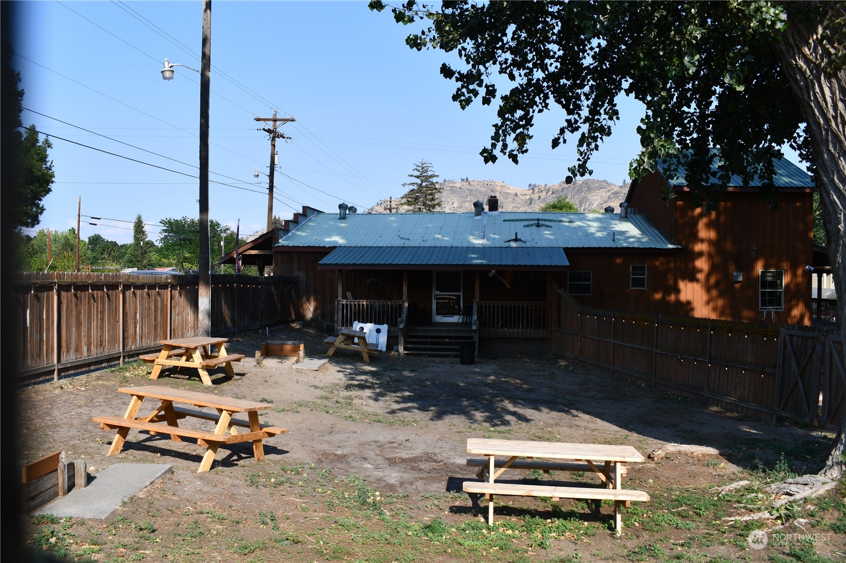 1454 Old Highway 97 Property Photo 12