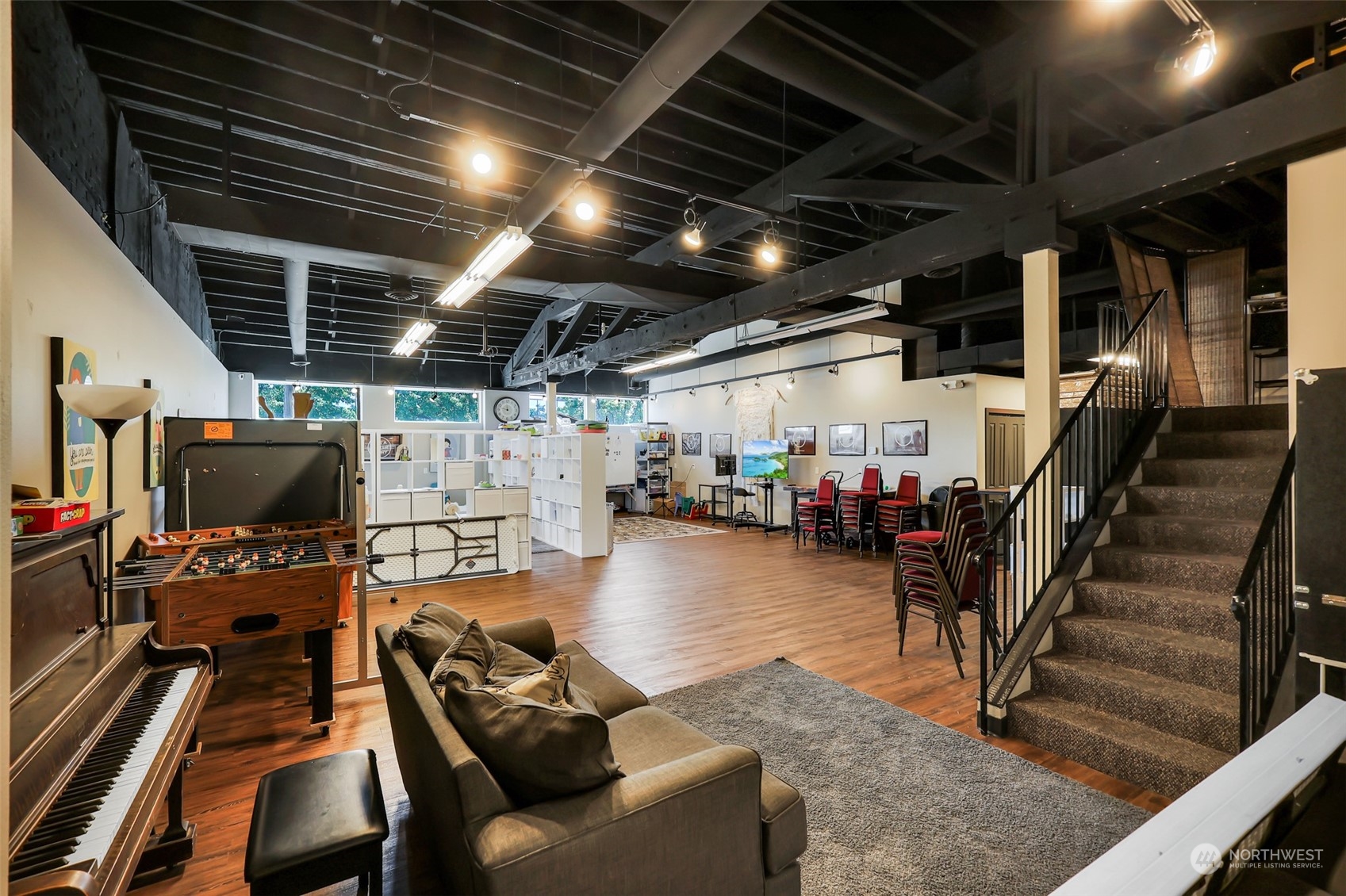 1309 N Ash Street Property Photo 6