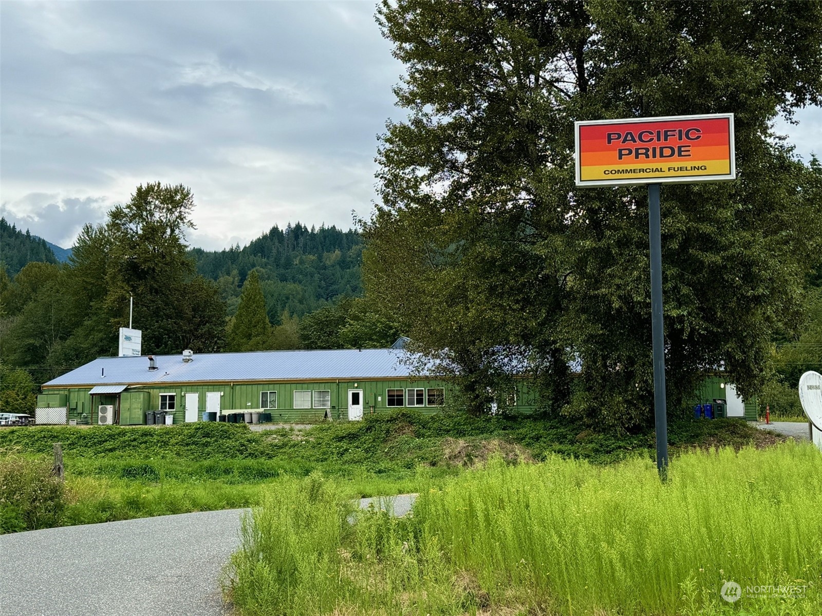 44568 State Route 20 Property Photo 14