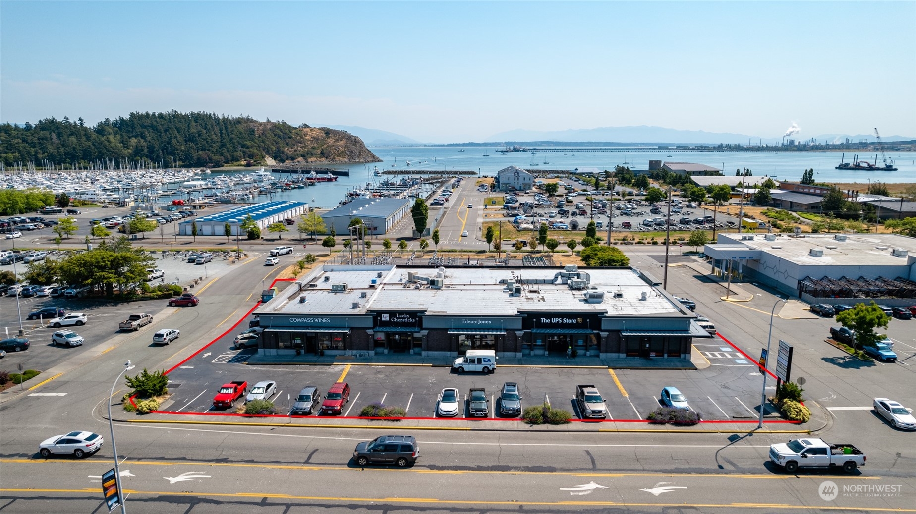 1419 Commercial Avenue Property Photo 2