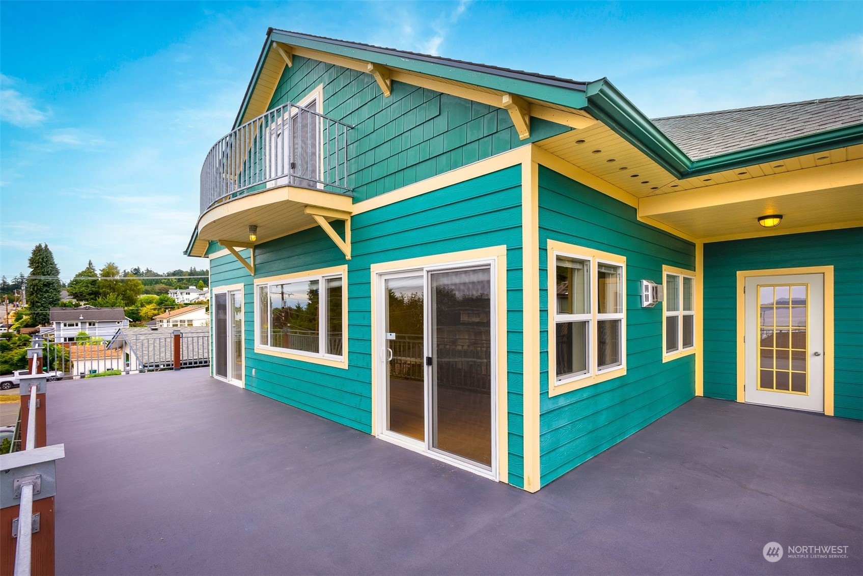 829 2nd Street Property Photo 18