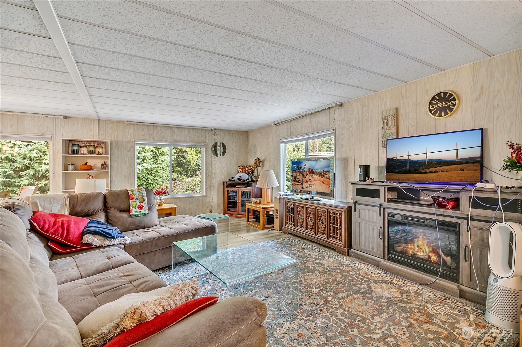 11503 155 Avenue Property Photo 5