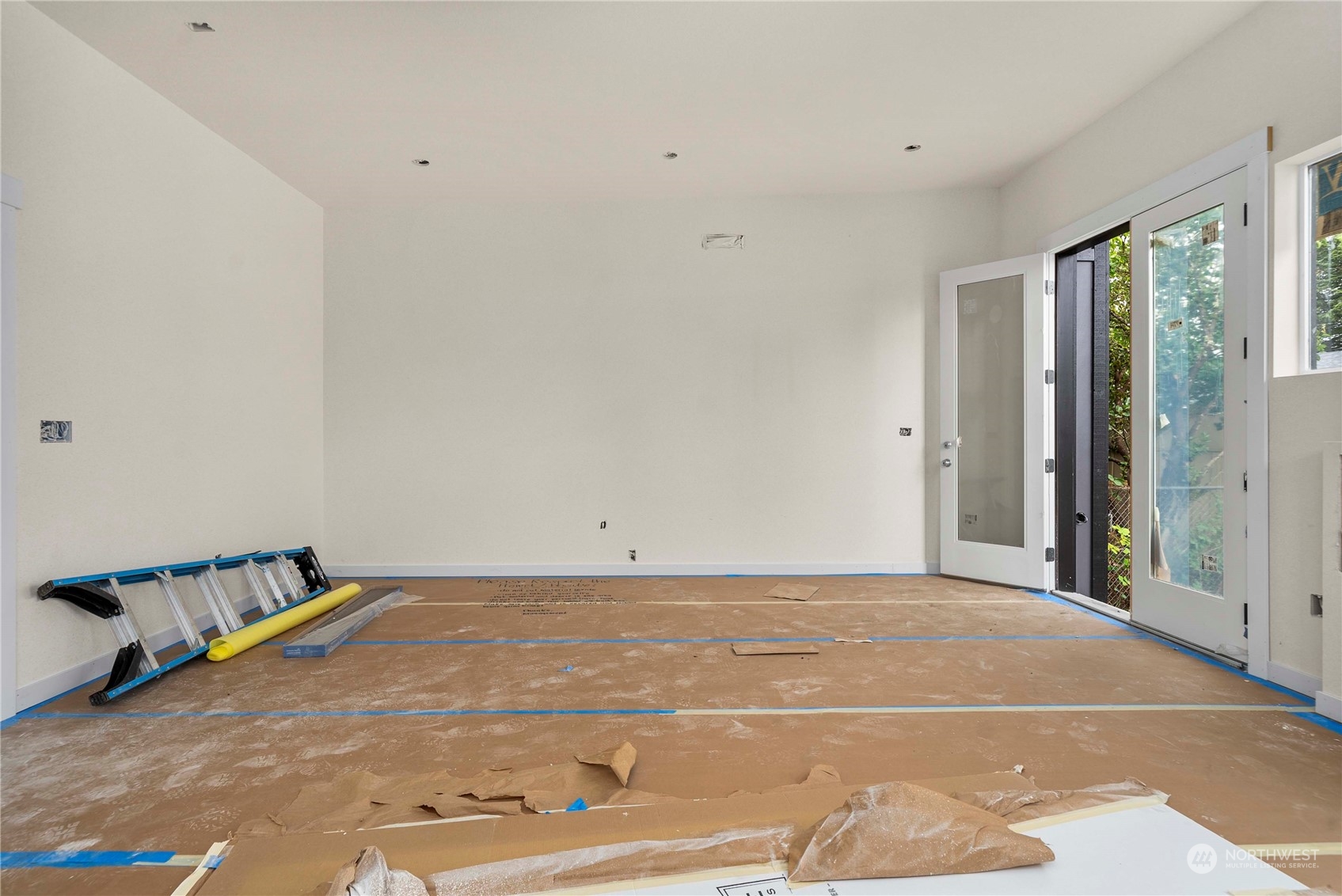 762 To 762b S 75th Street Property Photo 6
