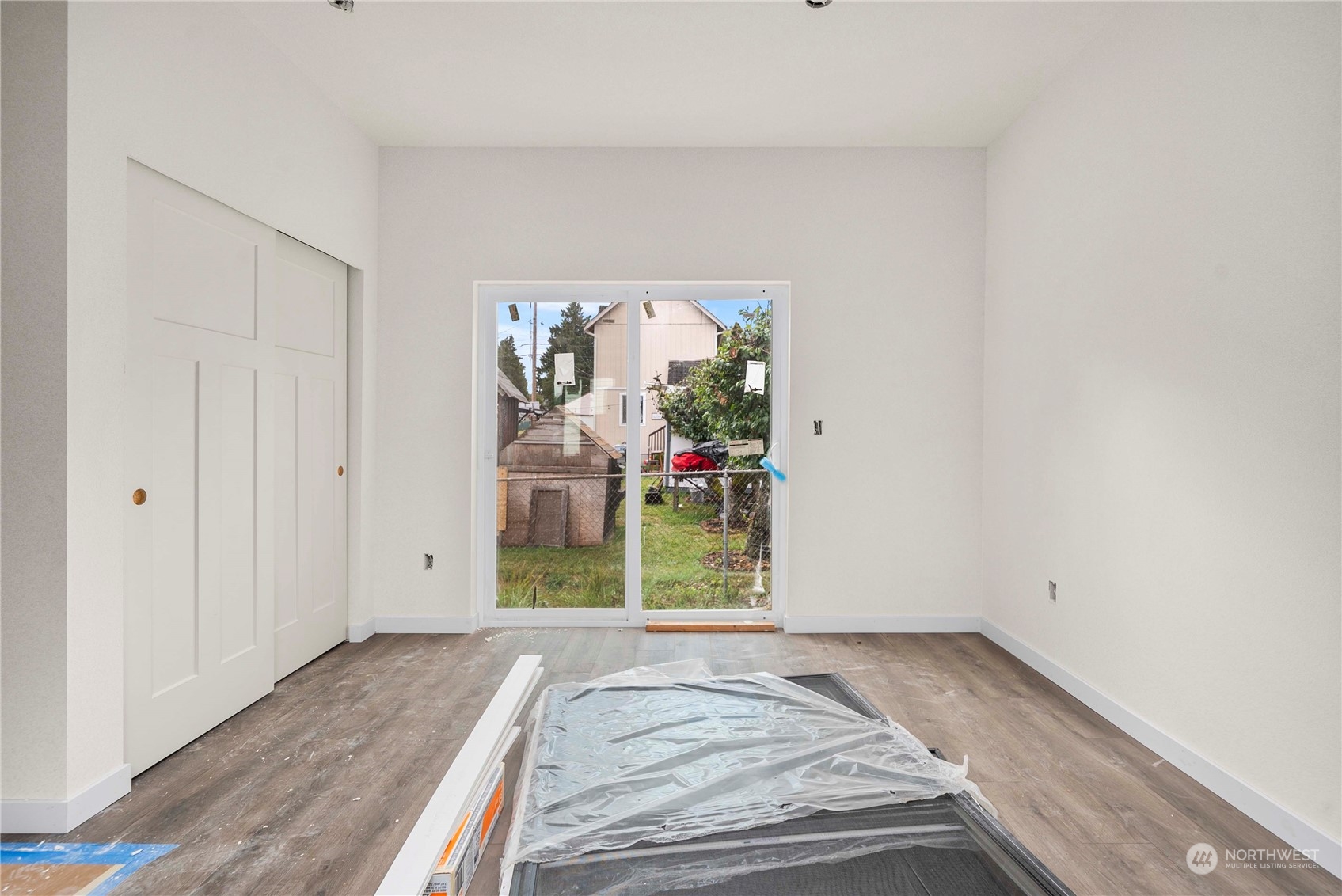 762 To 762b S 75th Street Property Photo 8