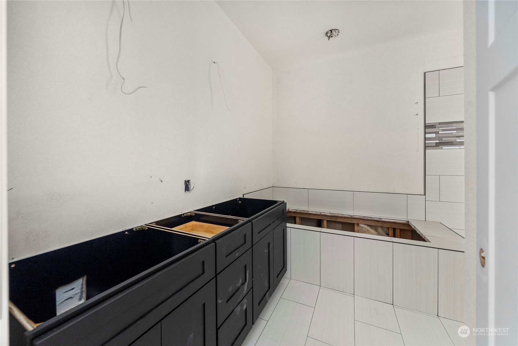 762 To 762b S 75th Street Property Photo 30