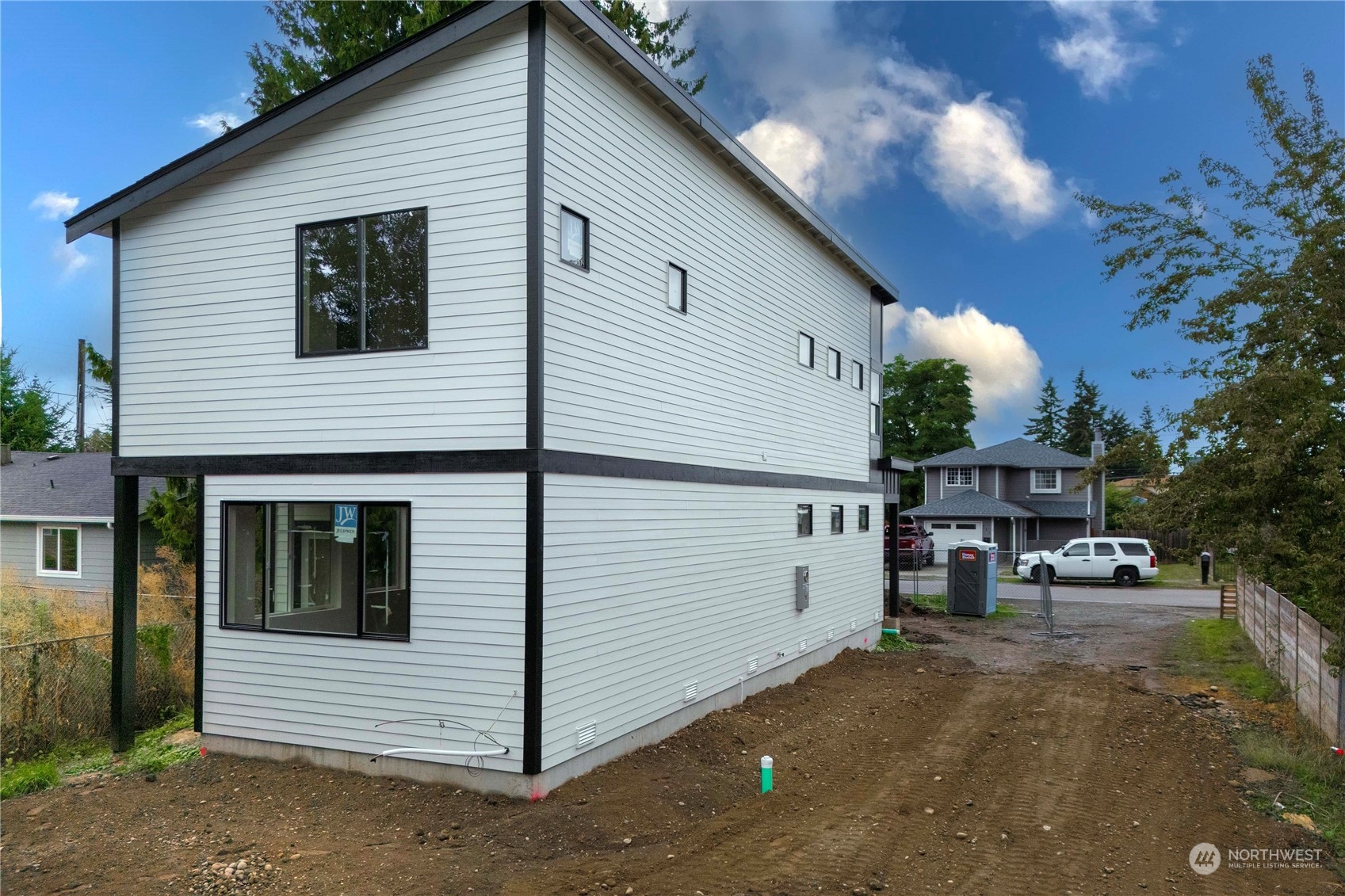 762 To 762b S 75th Street Property Photo 32
