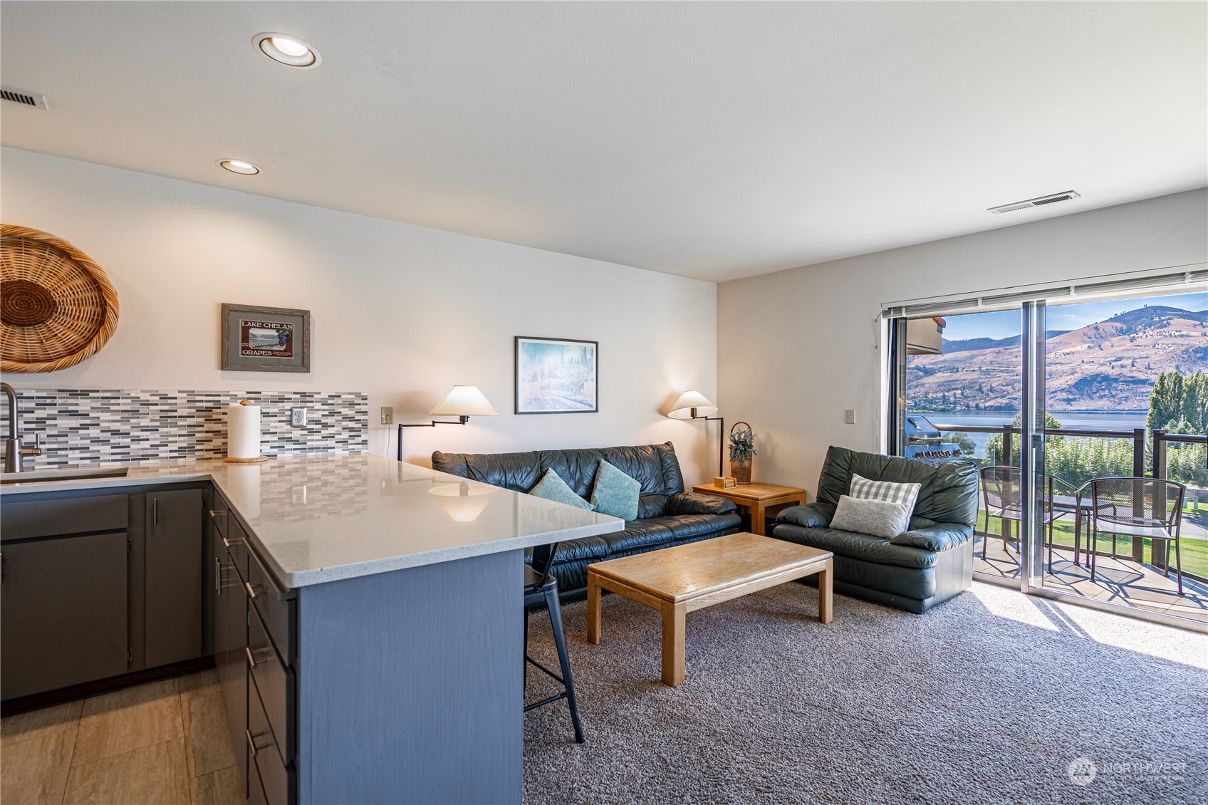 100 Lake Chelan Shores Dr Bldg 16 Drive 7&8 Property Photo 3