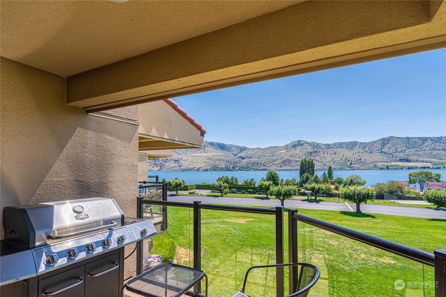 100 Lake Chelan Shores Dr Bldg 16 Drive 7&8 Property Photo 7