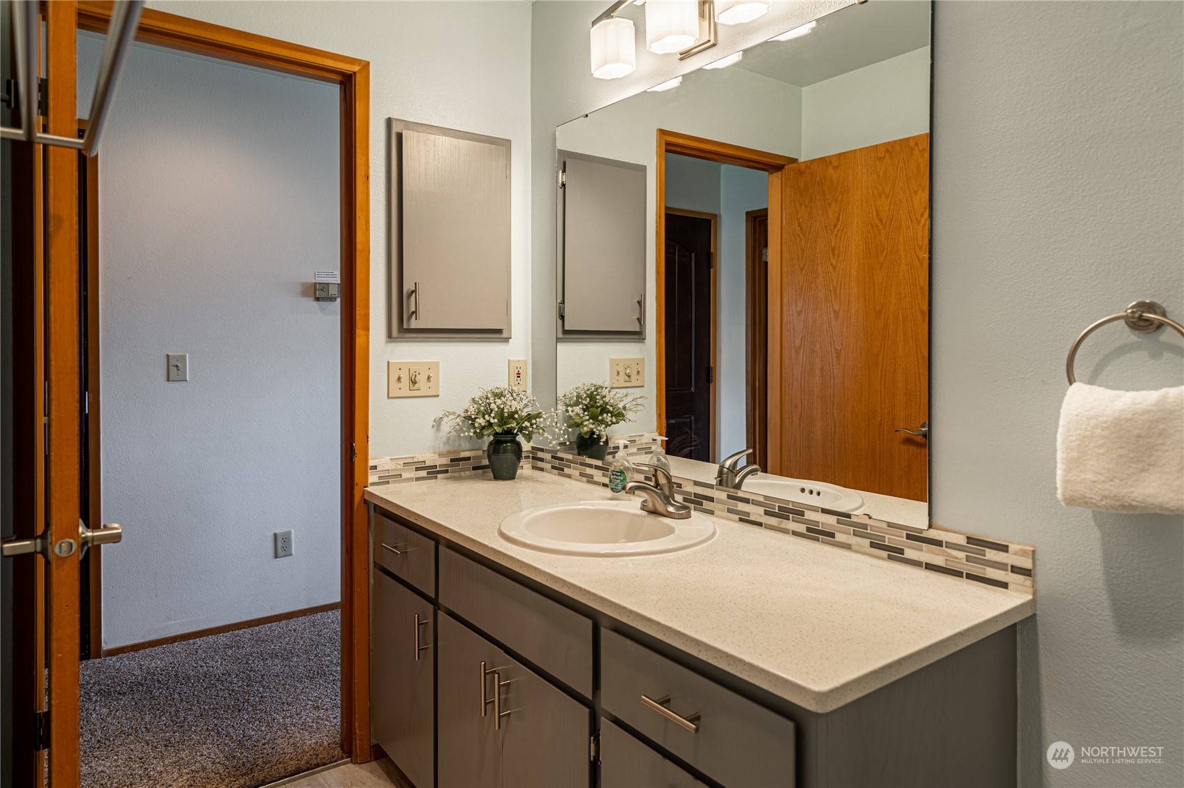 100 Lake Chelan Shores Dr Bldg 16 Drive 7&8 Property Photo 23