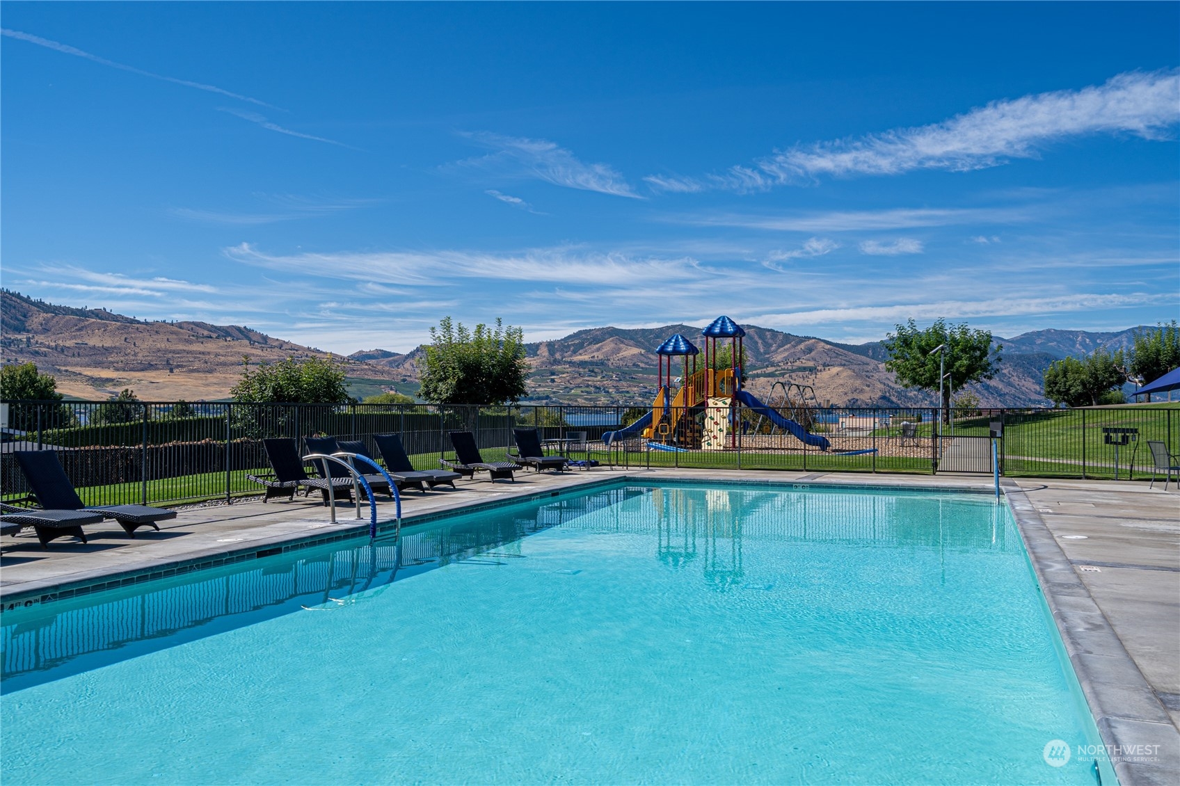 100 Lake Chelan Shores Dr Bldg 16 Drive 7&8 Property Photo 33